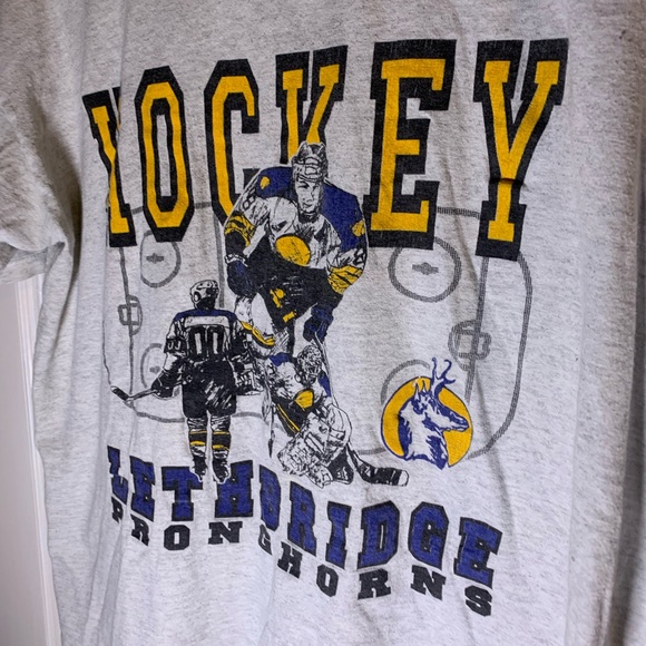 Vintage 90s Lethbridge pronghorns graphic shirt - Picture 2 of 7